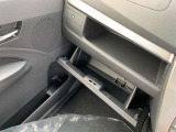 当店は走行距離不明・改ざん車は販売いたしません!安心してお車に乗って頂けるようご案内致します。