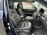 【 フロントシート 】使えるフロントシートで快適ドライブ♪