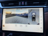 3Dサラウンドカメラ(360&deg;カメラ)で全方位の死角となる部分や発進時・駐車時・細い路地からの運転などカメラを通してモニターで確認することが可能です。