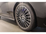 お気軽にお問い合わせください。Tel:075-325-0440 Mobile:070-2313-8676  中古車担当:時女まで