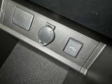 シガーソケット用の充電器が使用可能です!