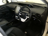 見通しのよいすっきりとした視界で、誰でも運転しやすいです。運転のしやすさは疲れにくさにも繋がりますよ♪