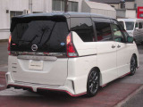 セレナ  2.0 NISMO