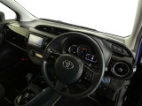 【運転席】運転席周りの画像です。プロの手で隅々までクリーニングしています。ご来店いただき実際に見てみてくださいね☆