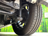 お車を安心してお乗りいただく為には、足回りの定期点検が欠かせません。サービスサポート(有償保証)では無料点検もご提供しており、安心のカーライフをお過ごしいただけるサポート体制が整っています。
