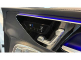 自動車保険に関しても、メルセデス・ベンツ専用のプログラムをご用意しております。飛び石や落下物などでのフロントガラスの修理が必要となった場合、最大で9万円分の補償を致します。