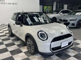 純正品の他にアクセサリーパーツを取り揃えております。貴方だけのMINIを仕上げませんか!?MINI NEXT成田(10:00から19:00月曜日定休・祝除)