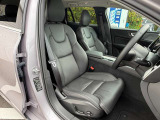 ボルボのシートは、整形外科の医師と共同開発されてます。長時間の運転も疲れにくく、快適にドライビングをお楽しみいただけます。