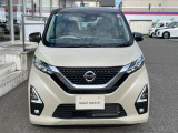 店頭にお越し頂きますと、これから販売前のお車も拝見することが出来ます。タイミングが良ければ予想外の車両が見つかるかもしれません☆☆☆