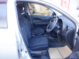 清潔で広々した座席です!是非、現車を見て体感してみてください。