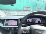ご納車前に行います点検100項目におきまして、専用のテスターやツールを用いて細かな診断を行います。