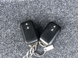 スマートキー2本付き!キーをポケットやカバンに入れておくだけでドアの施錠・開錠やエンジンスタートの操作が簡単です!