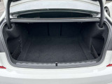 BMWを熟知したメカニックによる、360度の納車前点検。ドイツ本国と同様の教育・訓練を受けたメカニックが徹底的に点検、整備した後にお客様にお引渡しします。