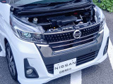 ◎ご購入いただきましたお車は弊社整備工場にて納車前点検整備として法定12ヶ月点検(車検整備付き販売車は車検整備)を実施。エンジンオイル・エレメント交換を行い※、ご納車いたします(※除く電気自動車)。