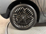 タイヤサイズは215/50R17です☆