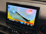 バックギアに入れるだけで自動でリヤカメラに切り替わります!車庫入れやバックが苦手な方にオススメ!