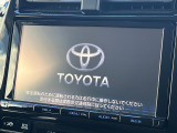 【純正ナビ】人気の純正ナビを装備しております。ナビの使いやすさはもちろん、オーディオ機能も充実!キャンプや旅行はもちろん、通勤や買い物など普段のドライブも楽しくなるはず♪