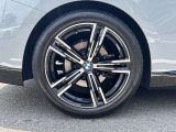 国道1号線に沿い横浜市営地下鉄「三ッ沢上町駅」から徒歩約10分。 BMW Premium Selection 横浜三ッ沢店 / 〒240-0062神奈川県横浜市保土ヶ谷区岡沢町322-3