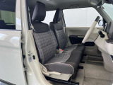 車を運転する際には運転席の存在は欠かせません。しっかりとチェックしたいポイントですね。
