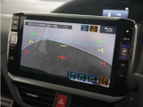 ◆バックカメラ◆リバースにするだけで映ります、後方の安全確認や、狭い駐車場での車庫入れ、雨の日や夜間など視界の悪い時に便利です!安全にバックする為には欠かせない装備です。
