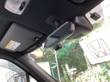 Hondaセンシング搭載!ミリ波レーダーと単眼カメラで、クルマの前方の状況を認識。ブレーキやステアリングの制御技術と協調し、安心・快適な運転や事故回避を支援する先進のシステムです!