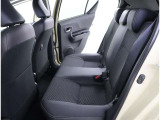 ゆとりある広々とした車内空間は、ドライブを始め買い物やレジャーなど、幅広く活躍します。一人でもみんなとでもお出かけを楽しみましょう!