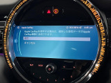 ●Apple Car Play:スマホとの有線接続で、ナビ・オーディオ再生などスマホのアプリ機能が画面でも使える便利機能です!