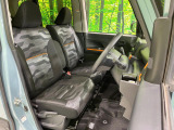 運転席シート廻りは使用感も少なく、良好な状態となっています。丁寧に使われていたことがよくわかりますね。