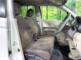 運転席シート廻りは使用感も少なく、良好な状態となっています。丁寧に使われていたことがよくわかりますね。