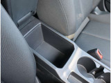 Audi正規ディーラーが高品質をお約束。高度な訓練・教育を受けたAudi専任メカニックが、100項目にもおよぶ精密な点検を実施いたします。すべてをクリアしたAudi車だけが、あなたのお手元に届けられるのです。