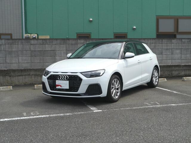 A1スポーツバック 25 TFSI アドバンスド