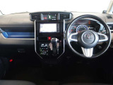 見通しのよいすっきりとした視界で、誰でも運転しやすいです。運転のしやすさは疲れにくさにも繋がりますよ♪