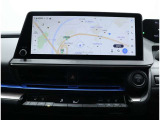 純正メーカー12.3インチディスプレイオーディオ&ナビキット装備!インパネ中央部のディスプレイに、オーディオ機能とスマホ連携機能を搭載!ナビキットを装着しており、車載ナビ もご利用いただけます。