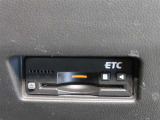 ETC車載器付きです。高速道路の料金所もスムーズに通過できます。