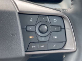手元でナビの音量調整等が出来るのでナビの操作によるわき見運転を防止することが出来ます。