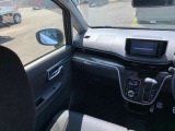 ☆内外装クリーニング☆車の隅々まで徹底的にクリーニングを行っておりますので内外装ともに綺麗な状態でご納車いたします!