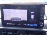 バックカメラの画像です。ガイドラインがスムースな車庫入れをサポートいたします。車庫入れの安心感がアップしますね。