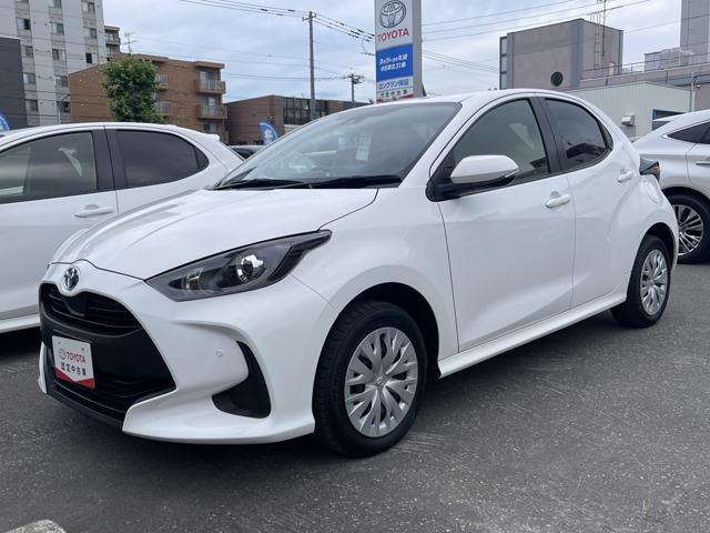 ヤリス 1.5 ハイブリッド X E-Four 4WD