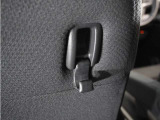 ◆フック◆ちょっとした買い物の袋を吊り下げたり、ゴミ袋を吊り下げられるコンビニフックがあり車内を転がらず便利です!