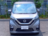 この掲載車の販売納車は日産神奈川Carスクエア湘南台が窓口となります。日本全国登録&rarr;当店受渡し納車 or お客さまご自宅での納車(◎弊社指定陸送会社による陸送※一部離島不可)、いずれも承っております、