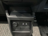 USB電源を装備してます。スマホやタブレットの充電に便利です♪
