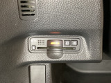 ハンドルの左下にETCがついています。高速道路の料金所の通過も楽々です。カードの取り出しもしやすい場所についています。