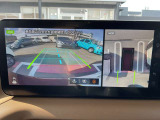 アラウンドビューモニターで全周囲が見えるのでバックや駐車が苦手な方も安心です。