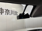 純正のドライブレコーダーを装備!!万が一の時にはしっかりと映像が残ります!煽り運転や事故が多いこのご時世。安心の為には着いていて欲しいオプション装備ですね♪