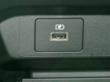 スマホなどの充電に便利なUSB電源がございます