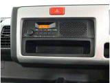 AM/FMラジオ装備!走行中は、ラジオをお楽しみください♪時計表示もありますので、時間がわかり便利ですネ♪