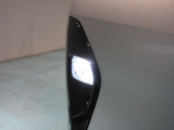 フロントLEDフォグランプです鮮やかな日光色で明るく足元を照らします。
