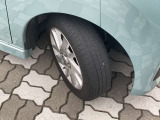 タイヤの溝もございます。