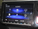 ナビゲーションは純正9インチメモリーナビ(VXM-187VFNi)を装着しております。AM、FM、CD、DVD再生、Bluetooth、音楽録音再生、フルセグTVがご使用いただけます。