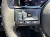 ステアリングスイッチ搭載!ハンドルひとつで手を離さなくても運転中視線をそらさなくても操作が出来て便利です♪